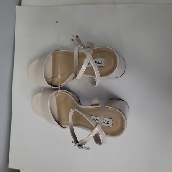 Steve Madden Lessa Bone Patent - Picture 8 of 11